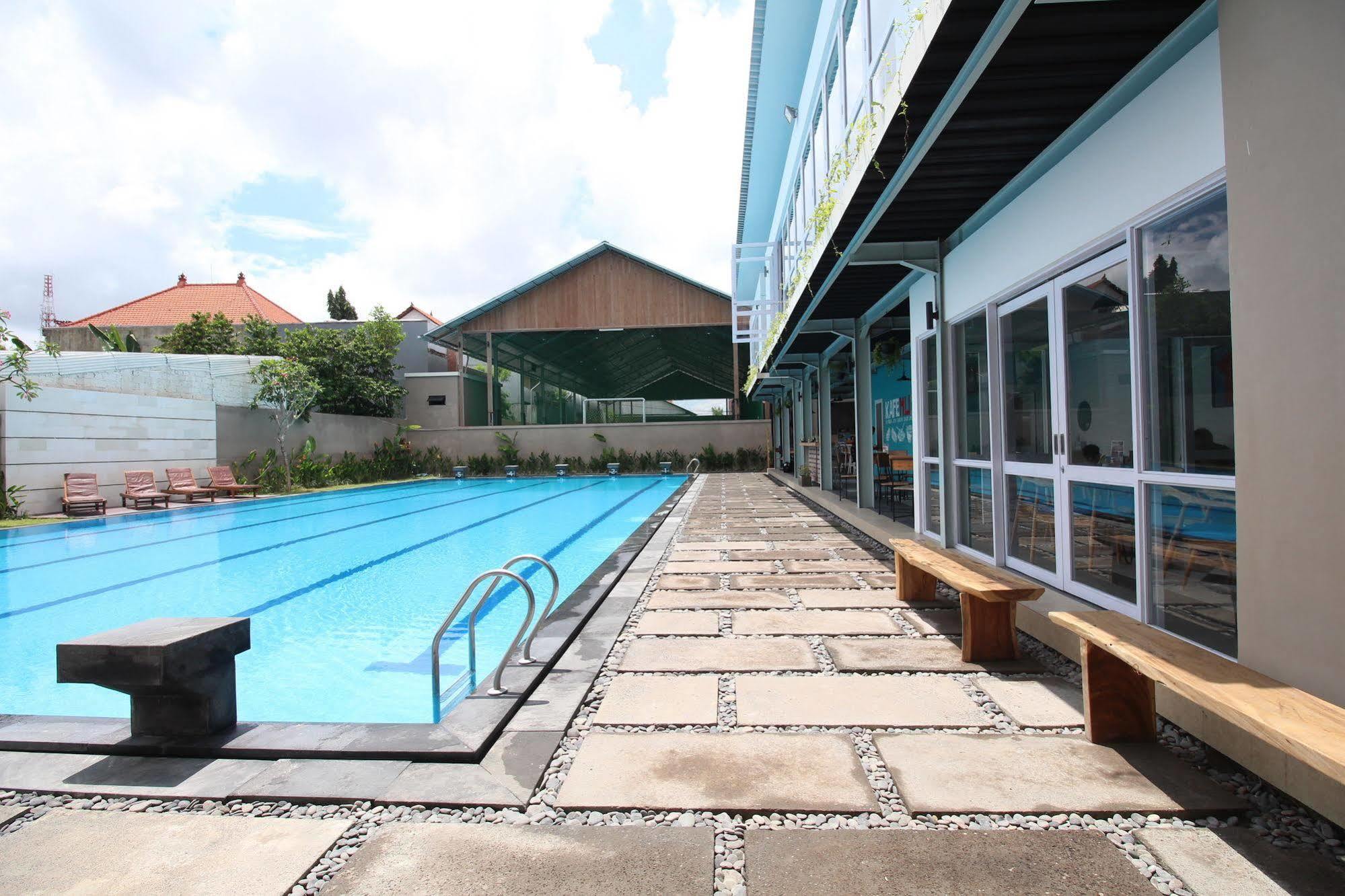 Umah Bali Suites And Residence Ντενπασάρ Εξωτερικό φωτογραφία
